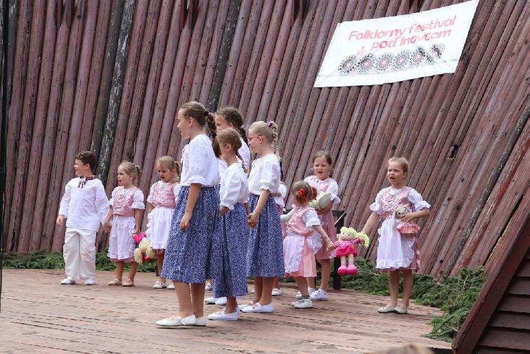 Folklórny festival Pod Inovcom 2024