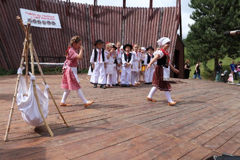 Folklórny festival Pod Inovcom 2024