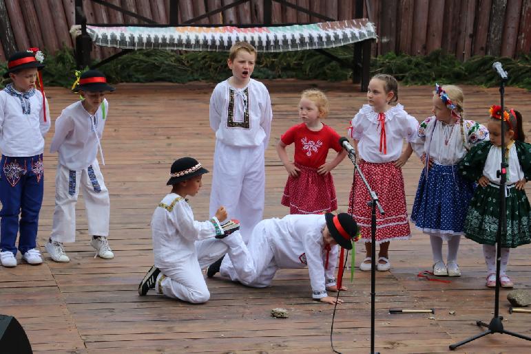 Folklórny festival Pod Inovcom 2024