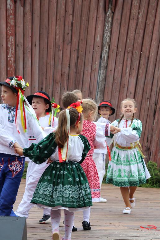 Folklórny festival Pod Inovcom 2024