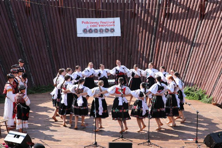 Folklórny festival Pod Inovcom 2024